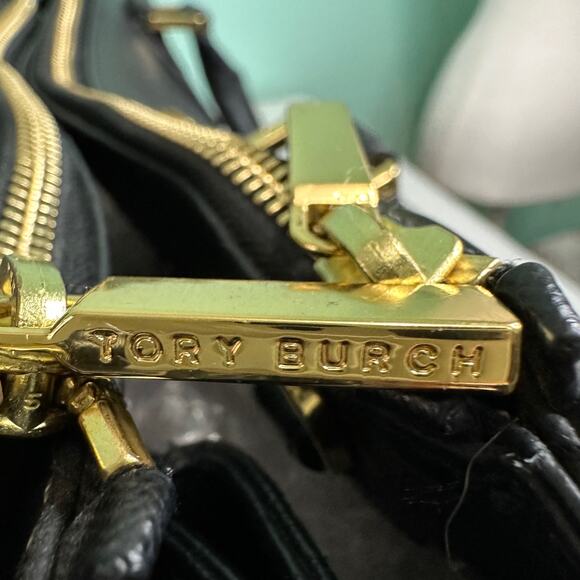 Tory Burch Robinson Double Zip Tote Bag in Black Leather - Picture 16 of 16